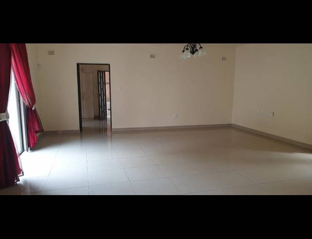 4 BEDROOM PROPERTY TO RENT IN LA MERCY